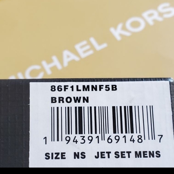 New michael kors wallet Authentic bifold with box - Picture 7 of 10